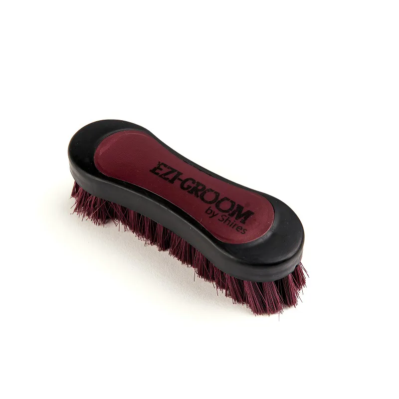 EZI-GROOM Grip Face Brush in Burgundy